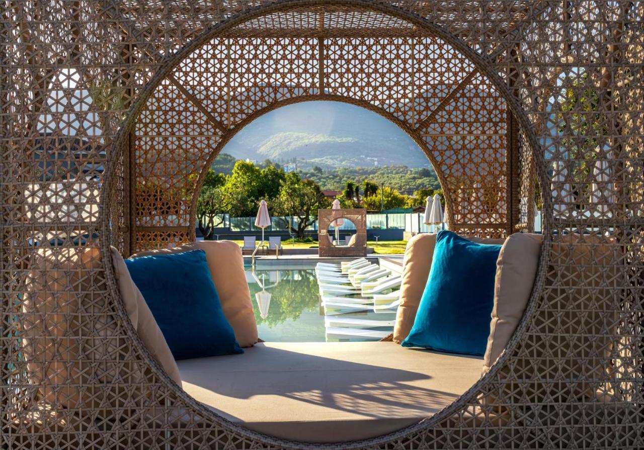 Acharavi Hotel 4*